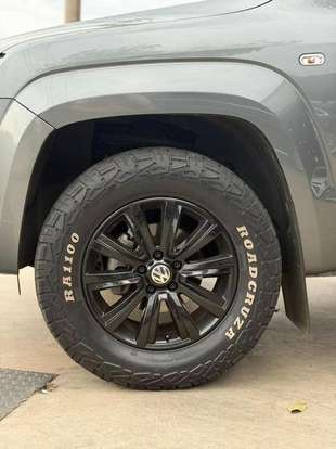 VOLKSWAGEN-AMAROK-2010