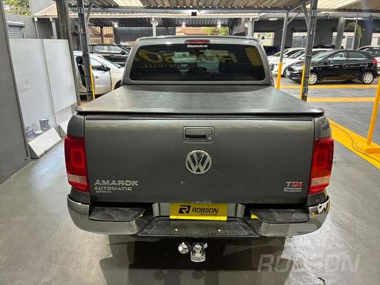 VOLKSWAGEN-AMAROK-2016