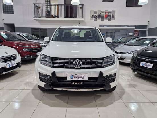 VOLKSWAGEN-AMAROK-2017