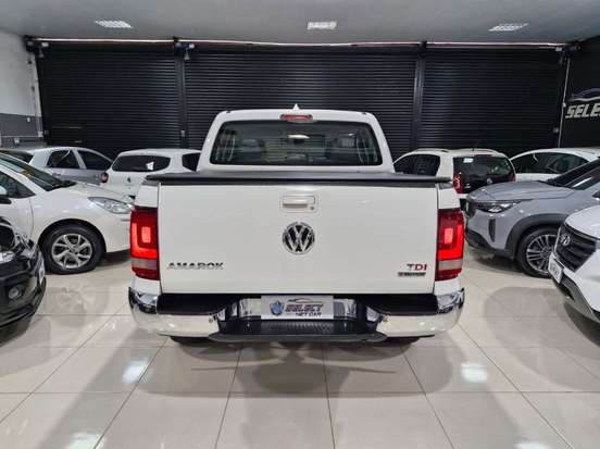 VOLKSWAGEN-AMAROK-2.0 HIGHLINE 4X4 CD 16V TURBO INTERCOOLER DIESEL 4P AUTOMÁTICO VOLKSWAGEN-AMAROK-2017