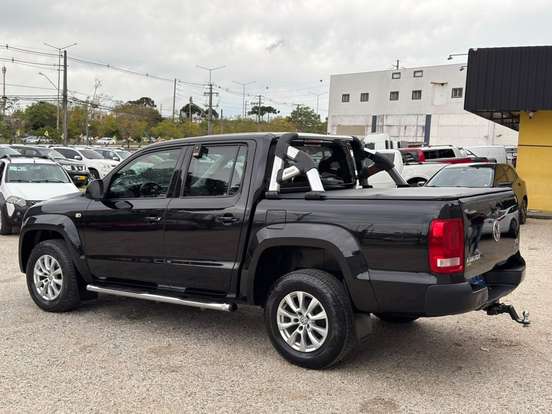 VOLKSWAGEN-AMAROK-2017
