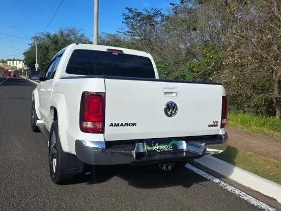 VOLKSWAGEN-AMAROK-3.0 V6 TDI DIESEL HIGHLINE CD 4MOTION AUTOMÁTICO VOLKSWAGEN-AMAROK-2019