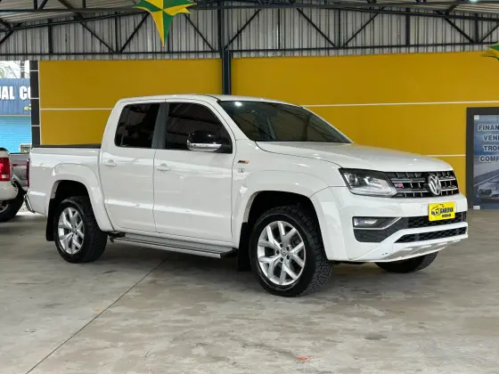 VOLKSWAGEN AMAROK 3.0 V6 TDI DIESEL HIGHLINE CD 4MOTION AUTOMÁTICO