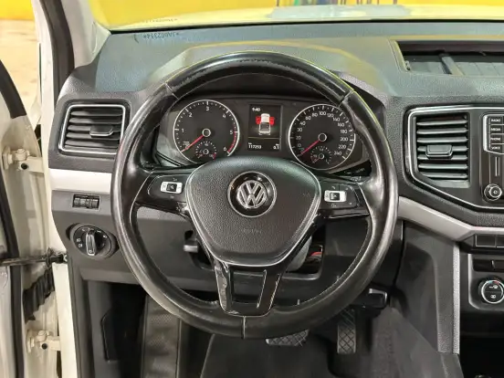 VOLKSWAGEN-AMAROK-2018