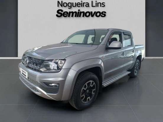 VOLKSWAGEN-AMAROK-2022