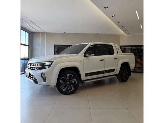 VOLKSWAGEN-AMAROK-2025