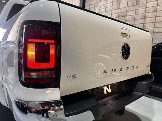 VOLKSWAGEN-AMAROK-2024
