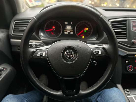 VOLKSWAGEN-AMAROK-2022