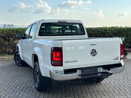 VOLKSWAGEN-AMAROK-3.0 V6 TDI DIESEL HIGHLINE CD 4MOTION AUTOMÁTICO VOLKSWAGEN-AMAROK-2024