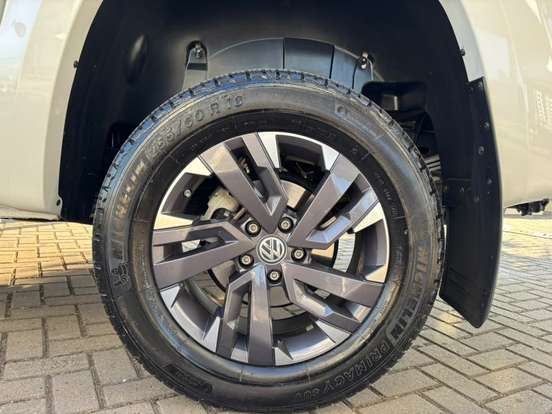 VOLKSWAGEN-AMAROK-3.0 V6 TDI DIESEL HIGHLINE CD 4MOTION AUTOMÁTICO VOLKSWAGEN-AMAROK-2024