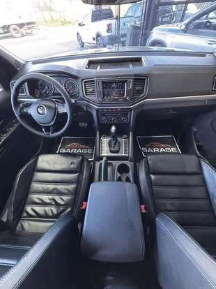 VOLKSWAGEN-AMAROK-2019