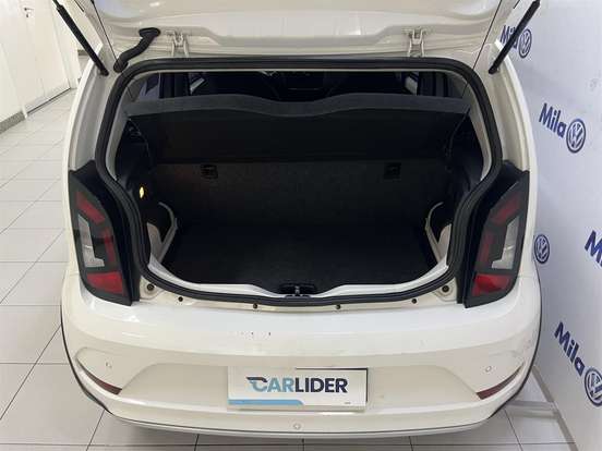 VOLKSWAGEN-CROSS UP-2018