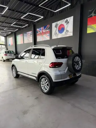 VOLKSWAGEN-CROSSFOX-1.6 MI FLEX 8V 4P MANUAL VOLKSWAGEN-CROSSFOX-2014