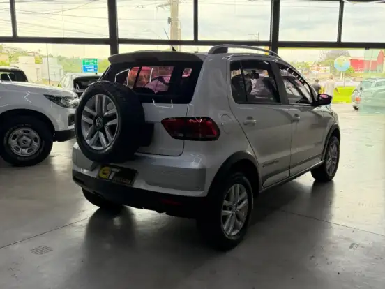 VOLKSWAGEN-CROSSFOX-1.6 MI FLEX 8V 4P MANUAL VOLKSWAGEN-CROSSFOX-2014