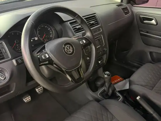 VOLKSWAGEN-CROSSFOX-1.6 MI FLEX 8V 4P MANUAL VOLKSWAGEN-CROSSFOX-2014