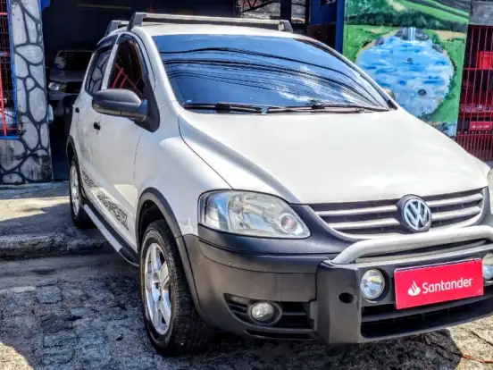VOLKSWAGEN-CROSSFOX-1.6 MI FLEX 8V 4P MANUAL VOLKSWAGEN-CROSSFOX-2005