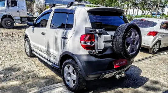 VOLKSWAGEN-CROSSFOX-2005