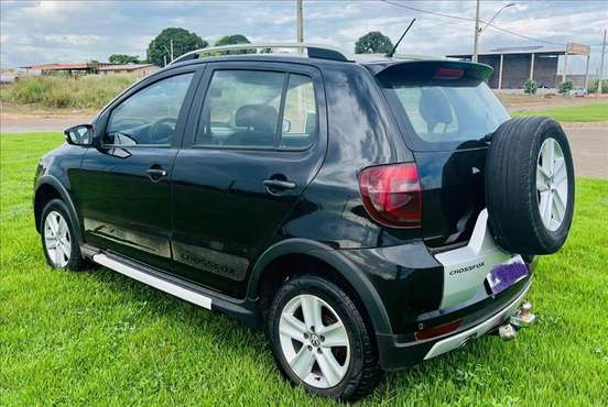 VOLKSWAGEN-CROSSFOX-1.6 MI FLEX 8V 4P MANUAL VOLKSWAGEN-CROSSFOX-2010