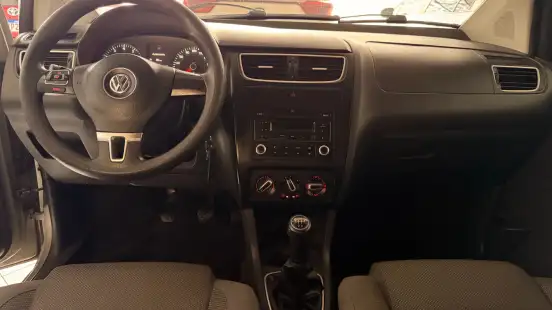 VOLKSWAGEN-FOX-2011