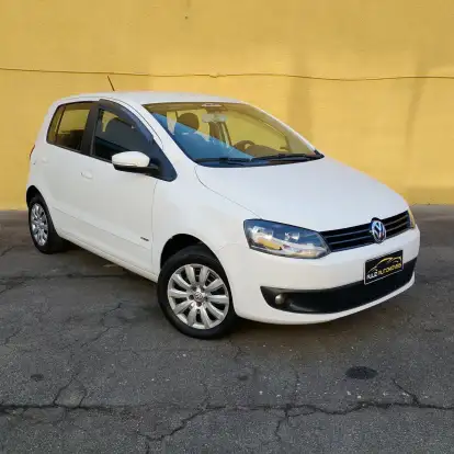 VOLKSWAGEN-FOX-2013