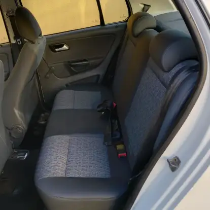VOLKSWAGEN-FOX-2013