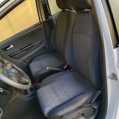 VOLKSWAGEN-FOX-1.0 MI 8V FLEX 4P MANUAL VOLKSWAGEN-FOX-2013