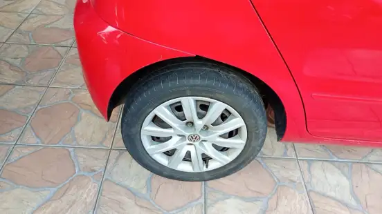 VOLKSWAGEN-FOX-1.0 MI 8V FLEX 4P MANUAL VOLKSWAGEN-FOX-2013
