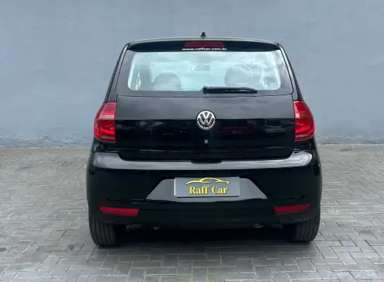 VOLKSWAGEN-FOX-2010