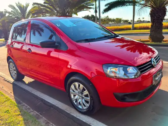 VOLKSWAGEN-FOX-2012