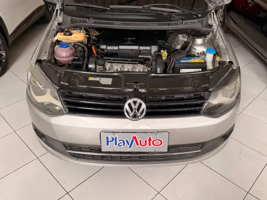 VOLKSWAGEN-FOX-1.0 MI TREND 8V FLEX 4P MANUAL VOLKSWAGEN-FOX-2011