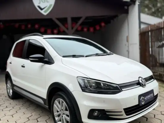 VOLKSWAGEN-FOX-1.0 MPI TRACK 12V FLEX 4P MANUAL VOLKSWAGEN-FOX-2016