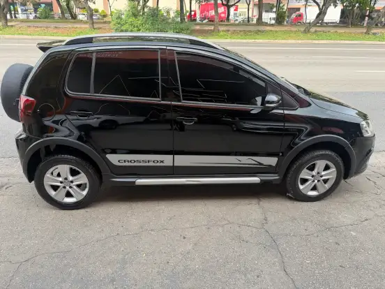 VOLKSWAGEN-FOX-1.6 MI 8V FLEX 4P MANUAL VOLKSWAGEN-FOX-2010