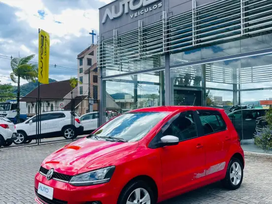 VOLKSWAGEN-FOX-1.6 MI ROCK IN RIO 8V FLEX 4P MANUAL VOLKSWAGEN-FOX-2015