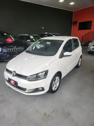 VOLKSWAGEN-FOX-2014
