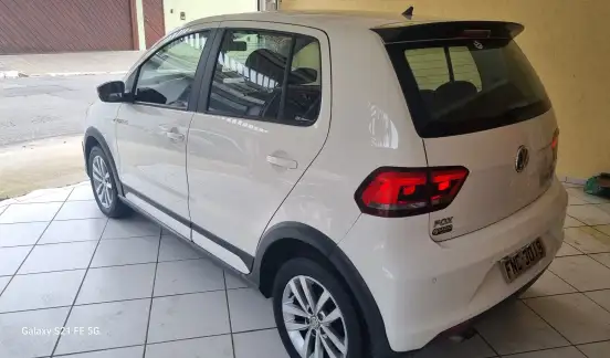 VOLKSWAGEN-FOX-1.6 MSI PEPPER 16V FLEX 4P MANUAL VOLKSWAGEN-FOX-2015