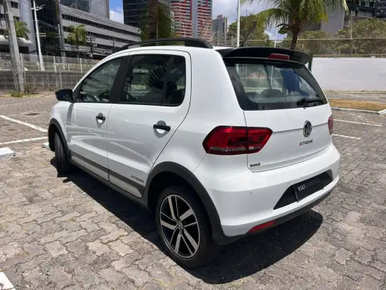 VOLKSWAGEN-FOX-1.6 MSI TOTAL FLEX XTREME 4P MANUAL VOLKSWAGEN-FOX-2021