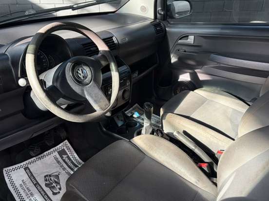 VOLKSWAGEN-FOX-2009