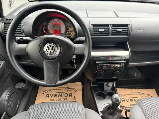 VOLKSWAGEN-FOX-2009