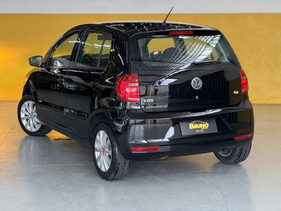 VOLKSWAGEN-FOX-1.0 MI 8V FLEX 4P MANUAL VOLKSWAGEN-FOX-2012