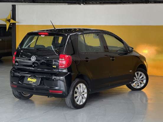 VOLKSWAGEN-FOX-1.0 MI 8V FLEX 4P MANUAL VOLKSWAGEN-FOX-2012