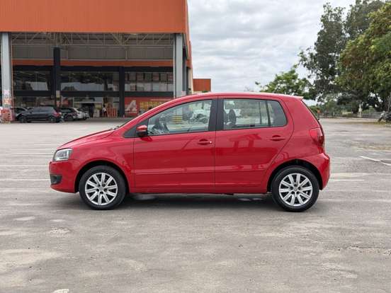 VOLKSWAGEN-FOX-1.0 MI BLUEMOTION 8V FLEX 4P MANUAL VOLKSWAGEN-FOX-2014