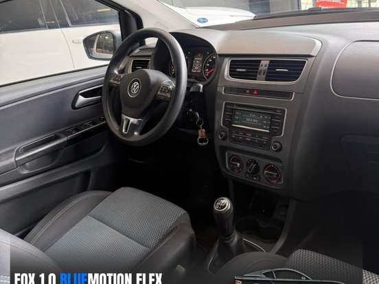 VOLKSWAGEN-FOX-1.0 MI BLUEMOTION 8V FLEX 4P MANUAL VOLKSWAGEN-FOX-2013