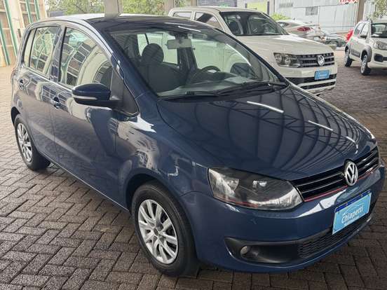 VOLKSWAGEN-FOX-2010