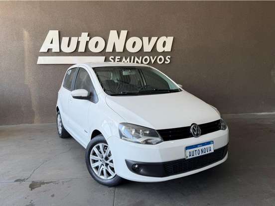 VOLKSWAGEN-FOX-1.0 MI TREND 8V FLEX 4P MANUAL VOLKSWAGEN-FOX-2012