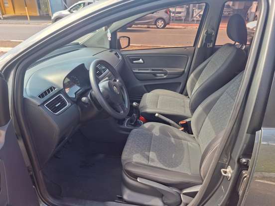 VOLKSWAGEN-FOX-1.0 MI TREND 8V FLEX 4P MANUAL VOLKSWAGEN-FOX-2013