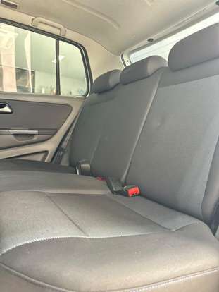 VOLKSWAGEN-FOX-2015