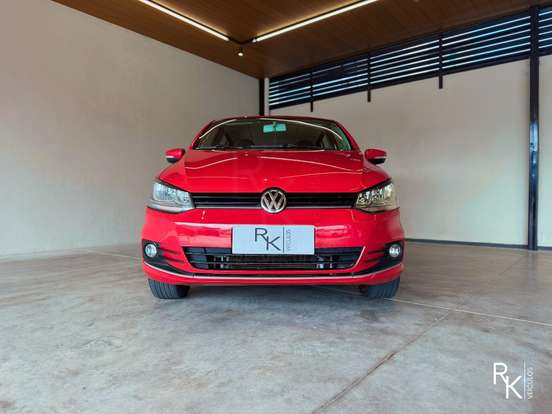 VOLKSWAGEN-FOX-1.0 MPI COMFORTLINE 12V FLEX 4P MANUAL VOLKSWAGEN-FOX-2015