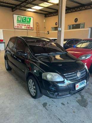 VOLKSWAGEN-FOX-2010