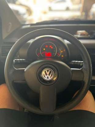 VOLKSWAGEN-FOX-2010