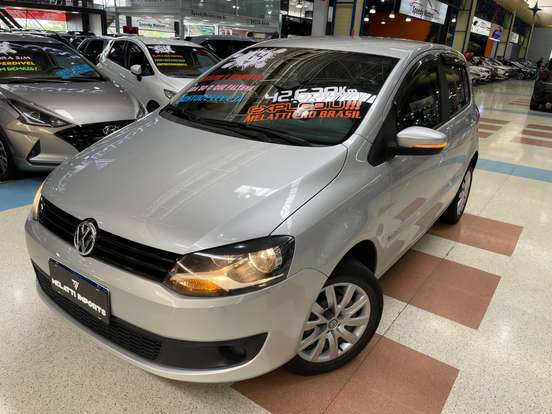 VOLKSWAGEN-FOX-2013